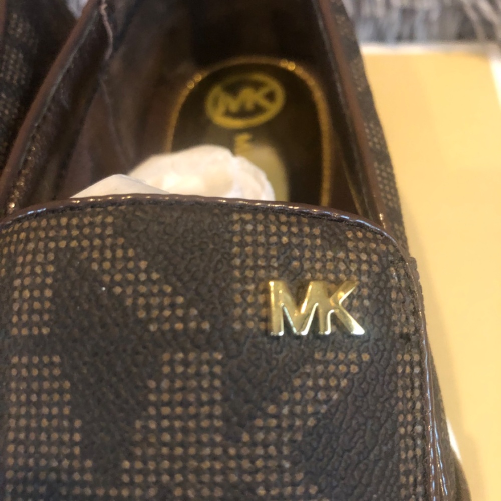Michael Kors Keaton Slip On - Picture 8 of 9